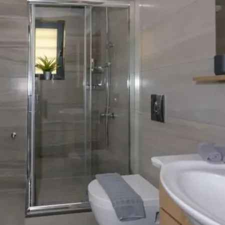 Ginger Chania Center Apartman *